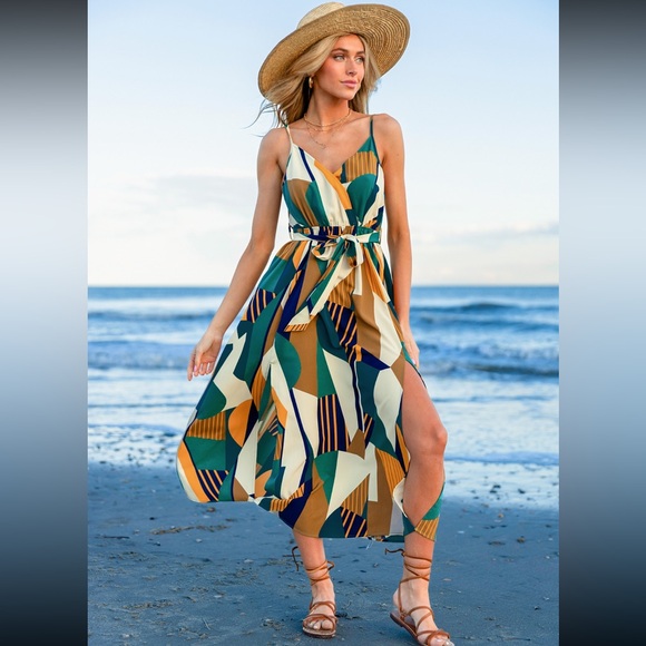 Cupshe geometric sleeveless v neck midi dress - Picture 2 of 5